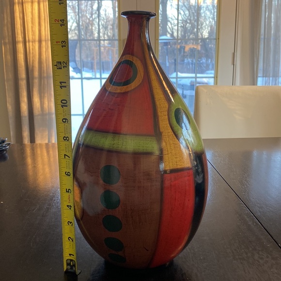 Pacific Rim Decorative Vase - Picture 5 of 5